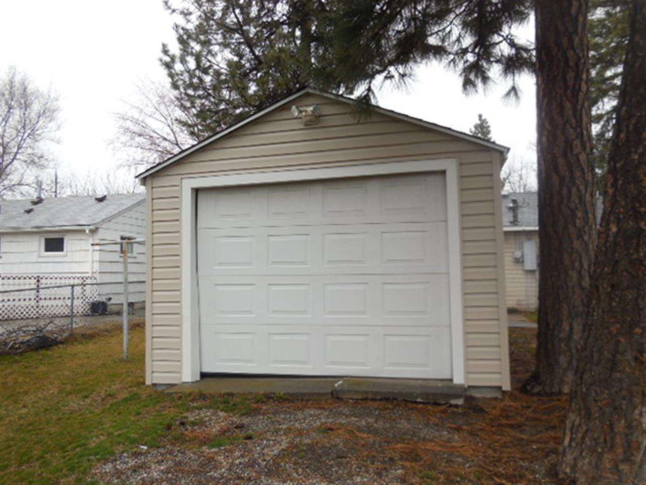 1424 E Nebraska Ave - Photo 12