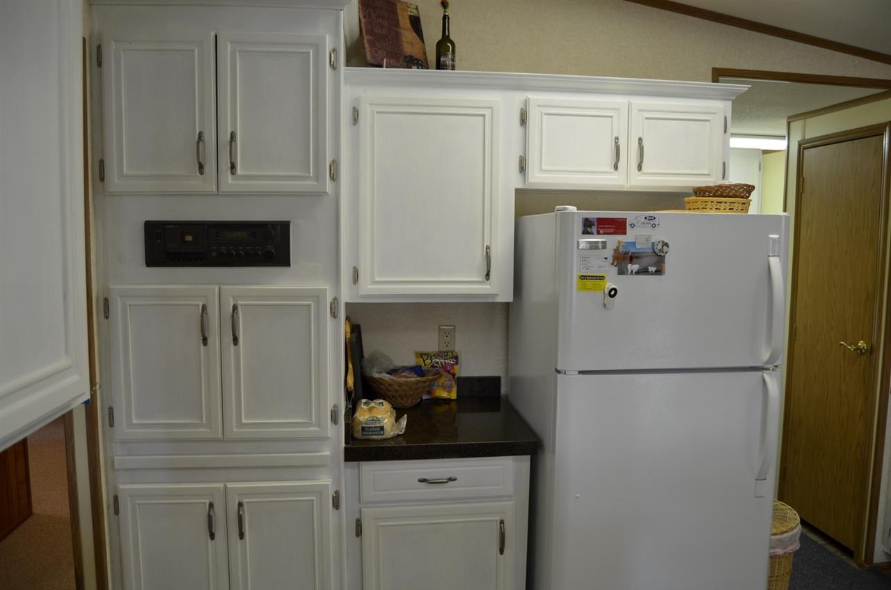 9611 S Silver Lake Rd - Photo 4