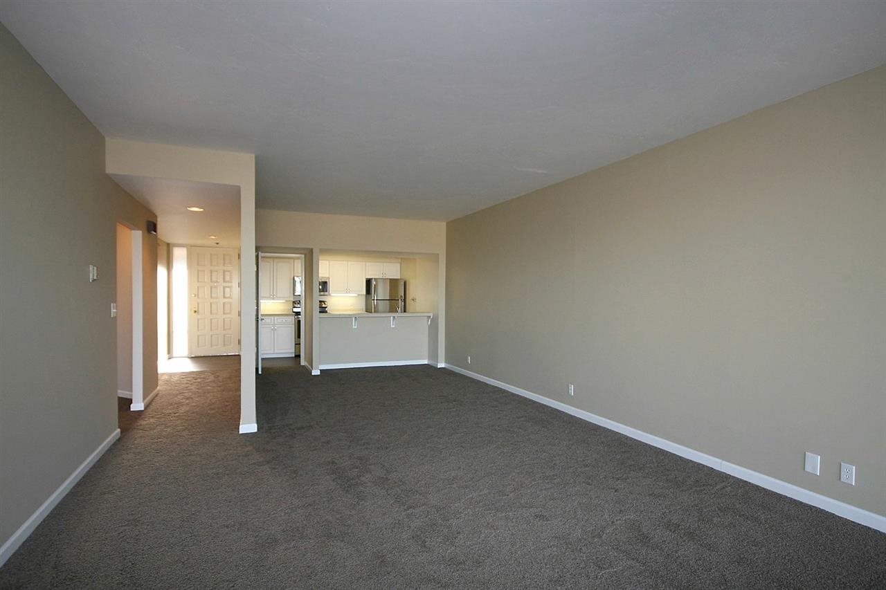 700 W 7th Ave - Photo 5