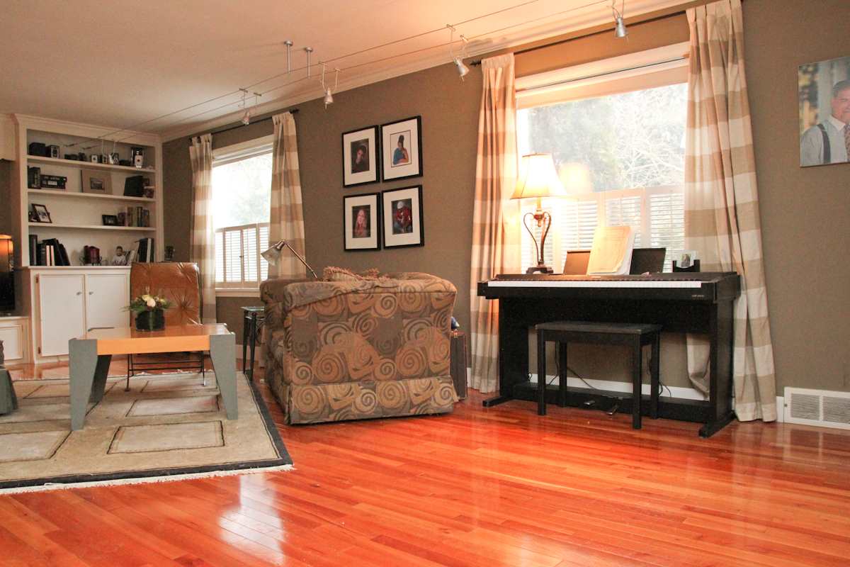 1707 S Lincoln St - Photo 3