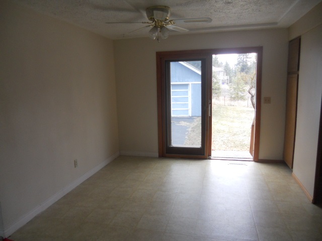 2607 E Winger Road - Photo 7