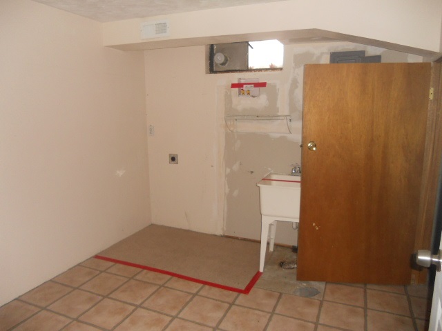 2607 E Winger Road - Photo 8