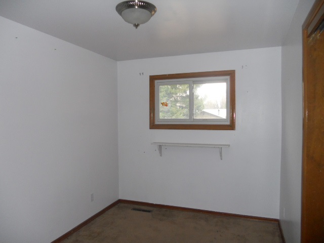 2607 E Winger Road - Photo 9