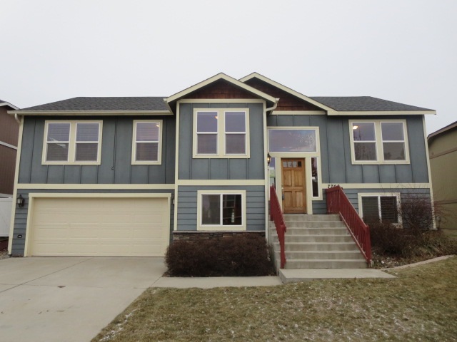 7708 N Ash Ln - Photo 1