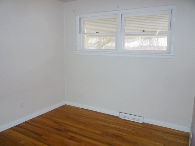3124 W Rockwell Ave - Photo 8