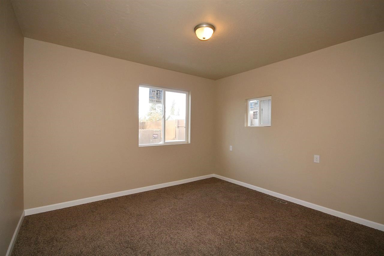 1902 W Sharp Ave - Photo 11