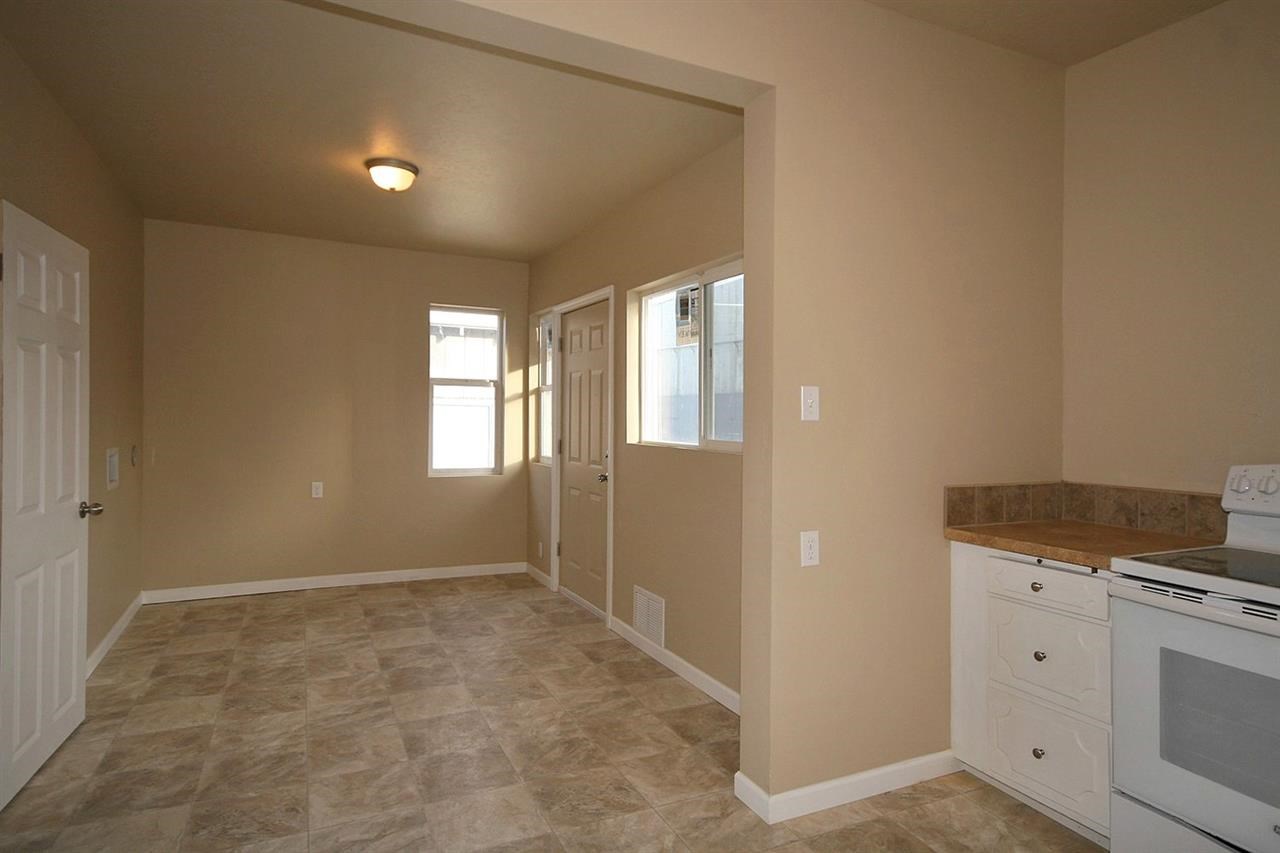 1902 W Sharp Ave - Photo 9
