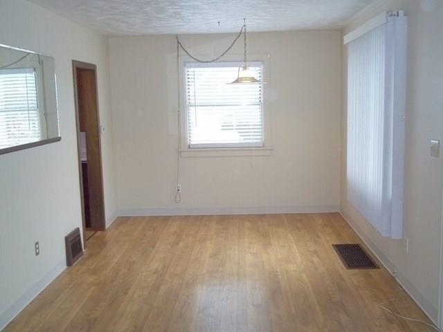 418 N BESSIE Rd - Photo 4