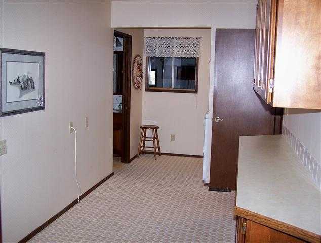 120 N Broadway St - Photo 13