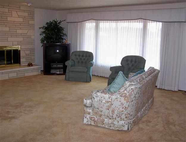 120 N Broadway St - Photo 4