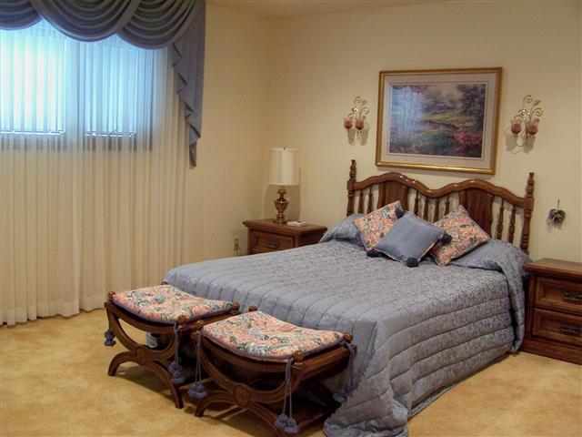 120 N Broadway St - Photo 7