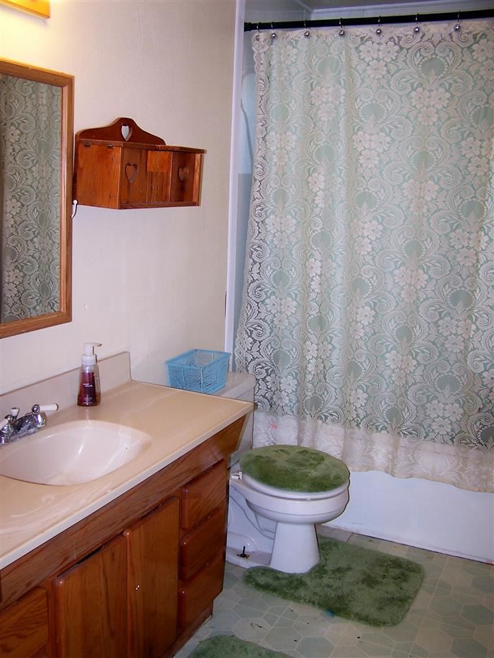 12209 E Lenora Dr - Photo 8