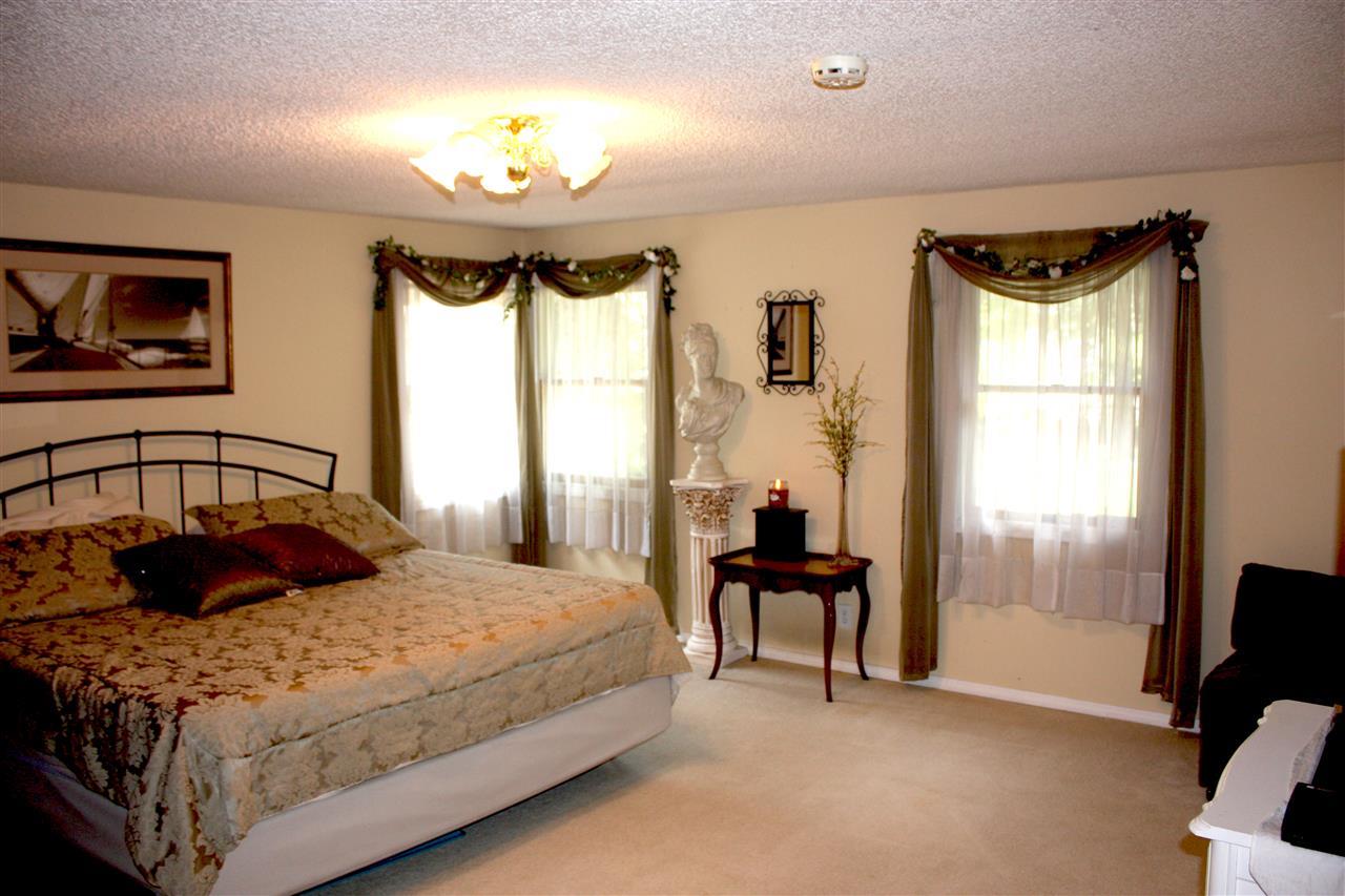 1305 N HERALD Rd - Photo 7