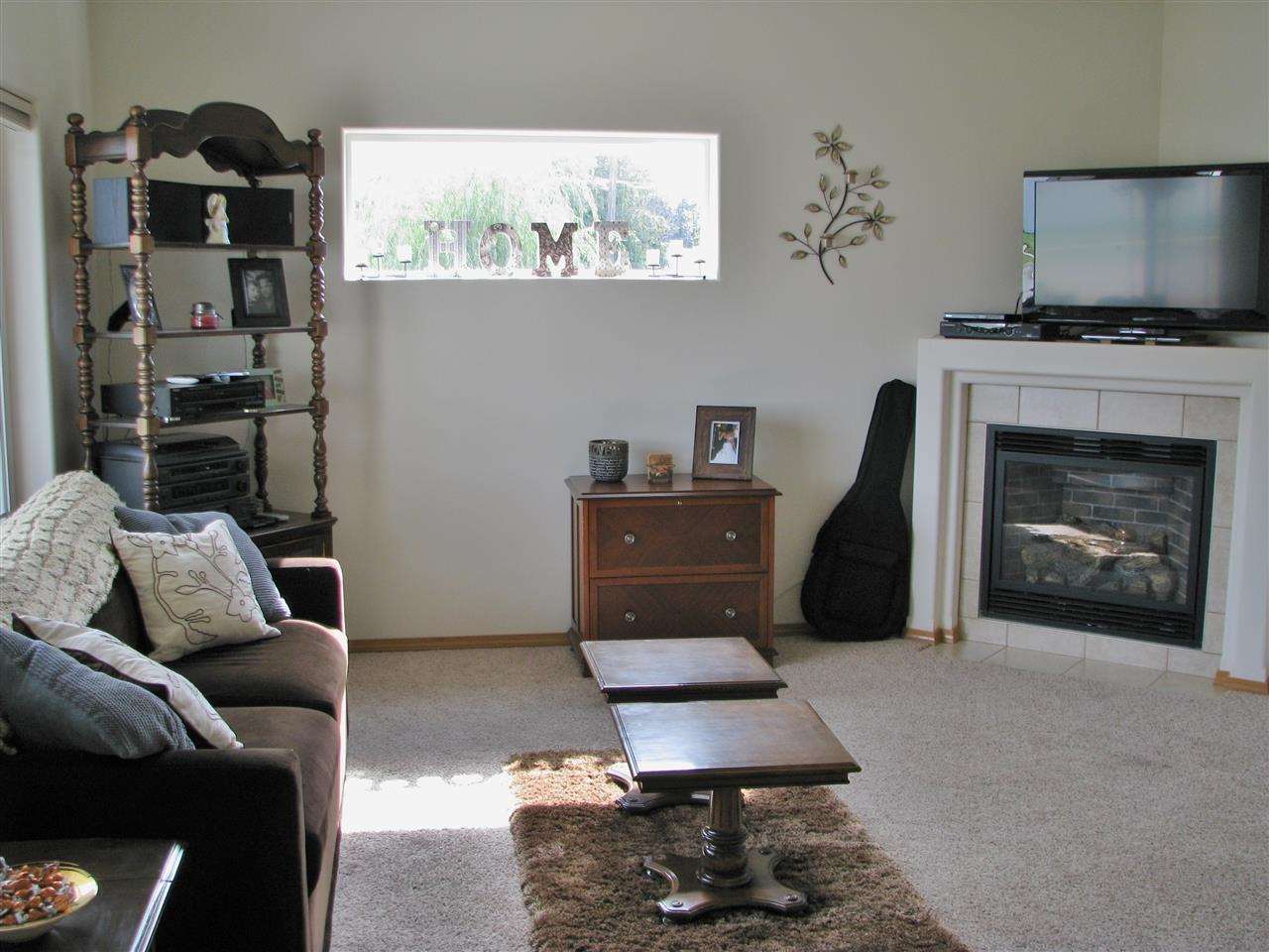 4411 N Locust Ct - Photo 4