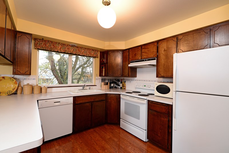 14720 E 20th Ave - Photo 4