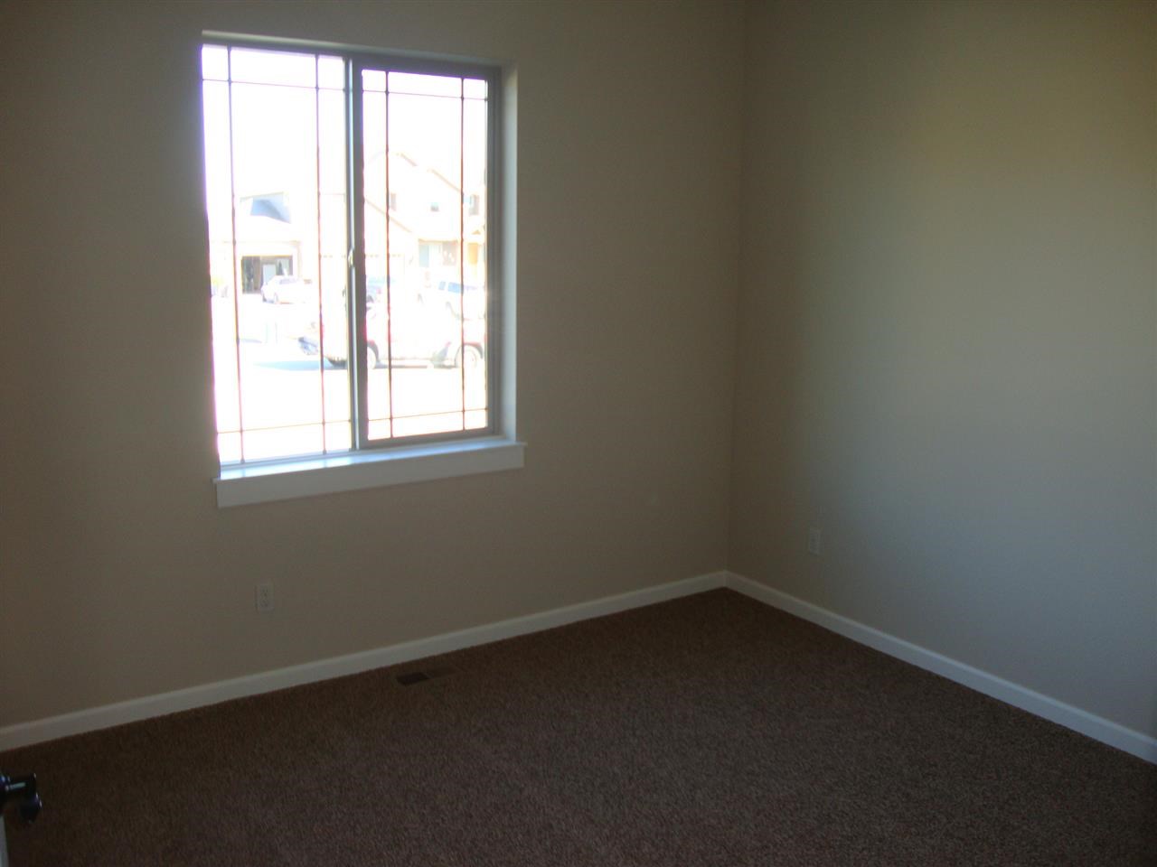 16926 E 17th Ct - Photo 10