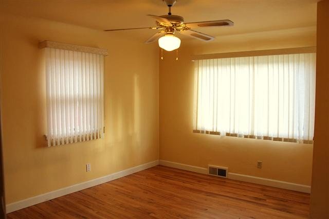 430 W Shannon Ave - Photo 4