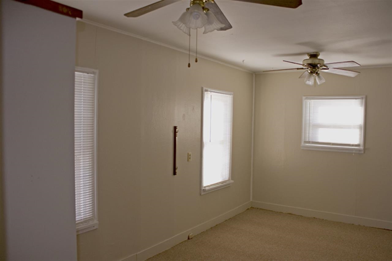 11921 N Main - Photo 14