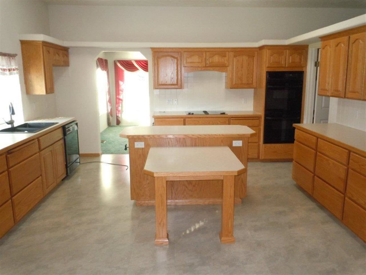 2124 E Golden Rd - Photo 3