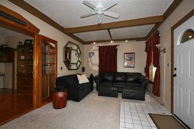 1320 E Liberty Ave - Photo 3