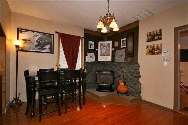 1320 E Liberty Ave - Photo 6
