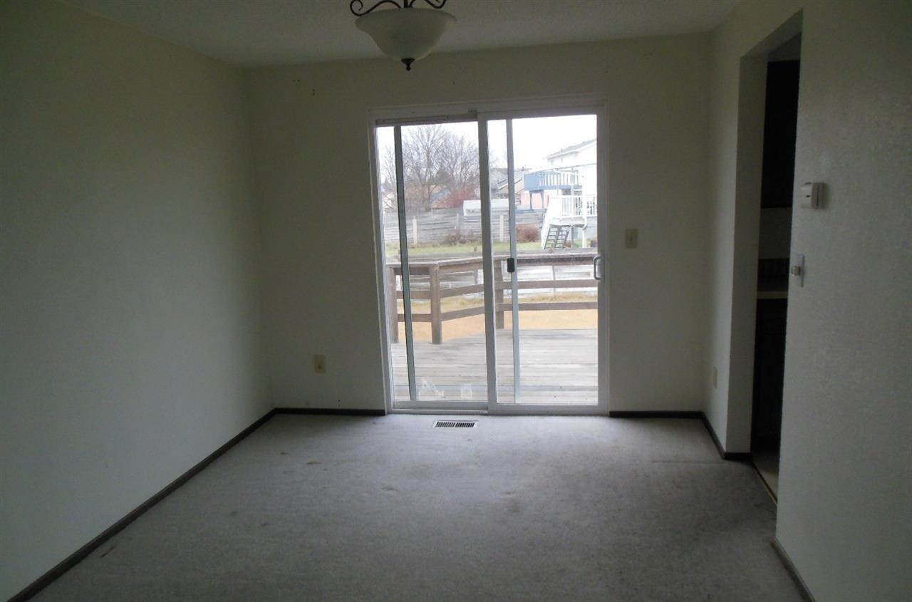 7422 N Hamilton St - Photo 4
