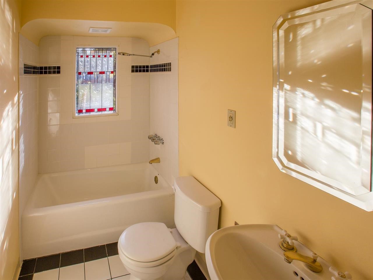 411 W 28th Ave - Photo 9