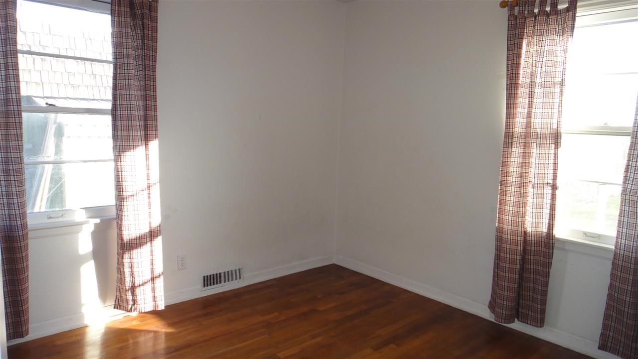 548 E Kiernan Ave - Photo 5