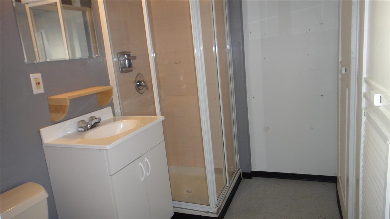 548 E Kiernan Ave - Photo 10