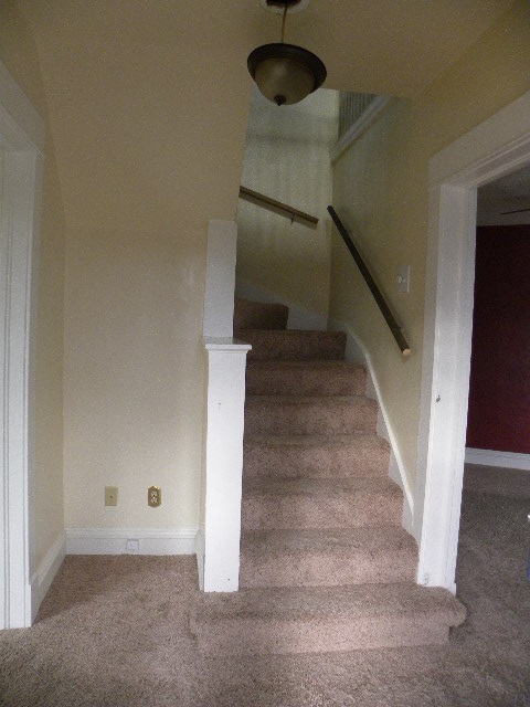1522 W CHELAN - Photo 4