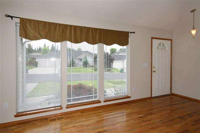 717 E Metler - Photo 3