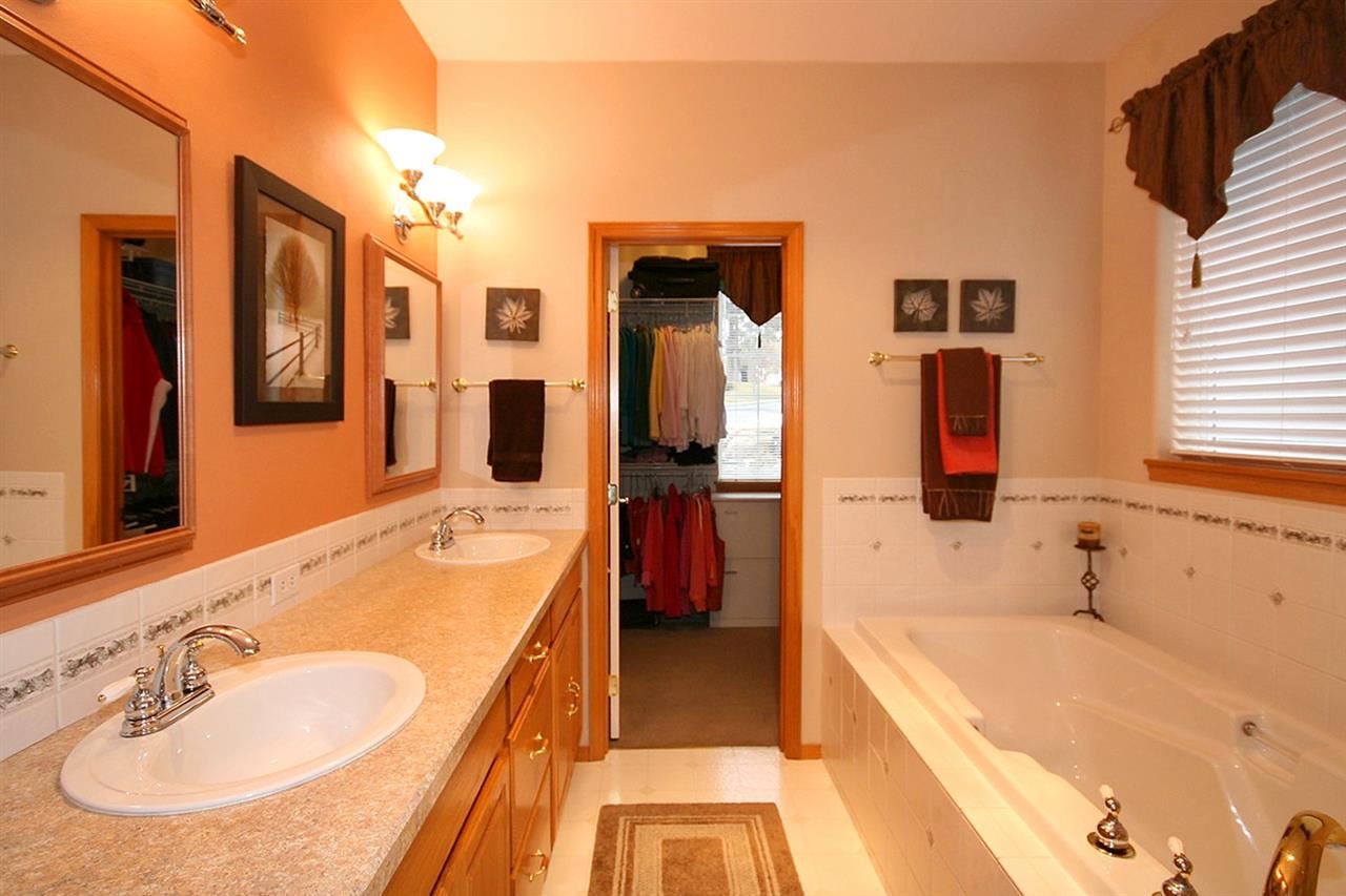 6520 S Vale Ct - Photo 12