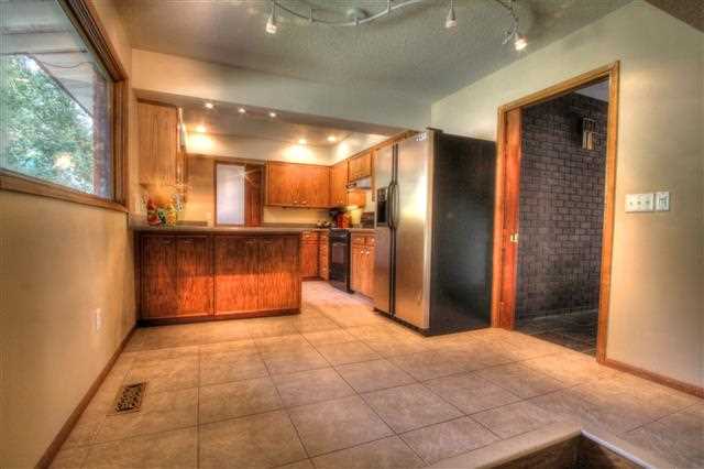 12903 E 24th Ave - Photo 5