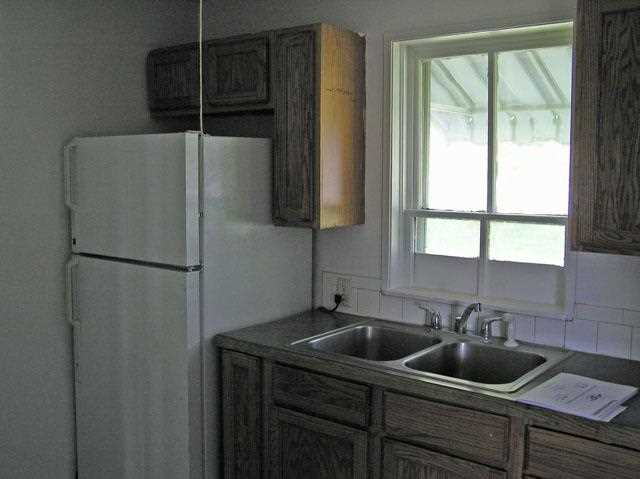 311 E Lake St - Photo 6