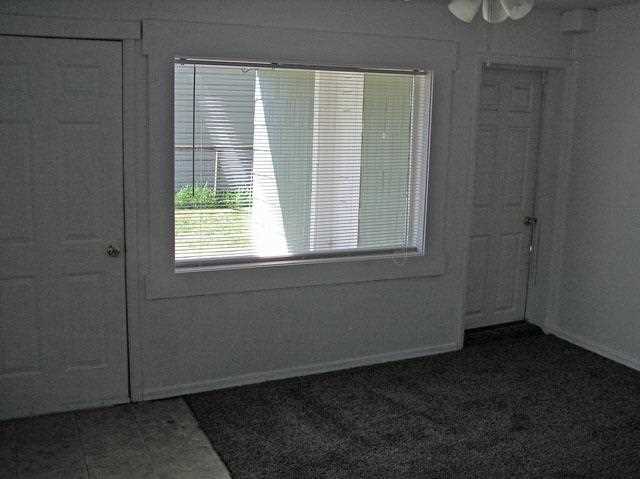 311 E Lake St - Photo 9