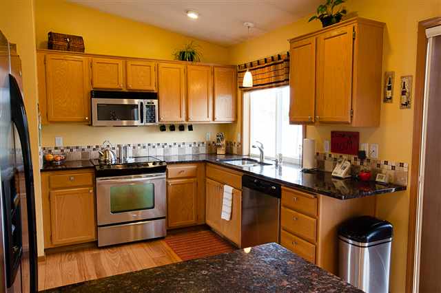 3601 E Highgrove Ln - Photo 4