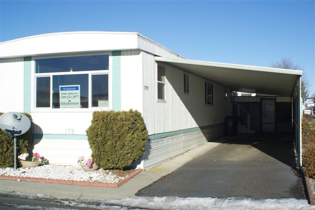 1209 E Lyons Ave - Photo 2