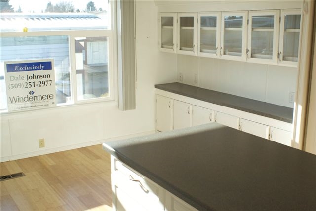1209 E Lyons Ave - Photo 5