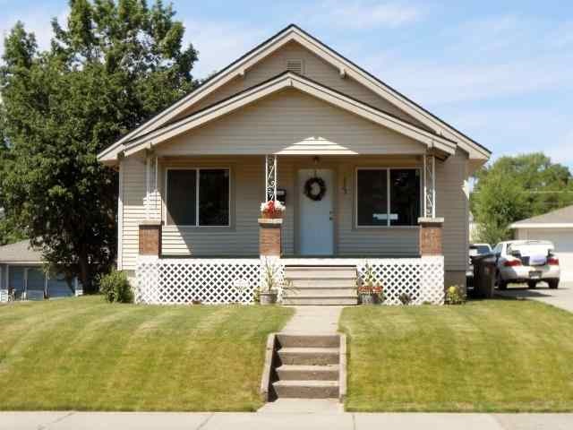 2207 E Everett Ave - Photo 1