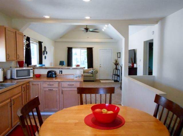 2207 E Everett Ave - Photo 7