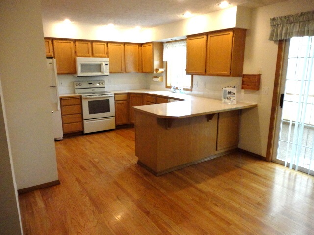 1320 S Bannen Rd - Photo 8
