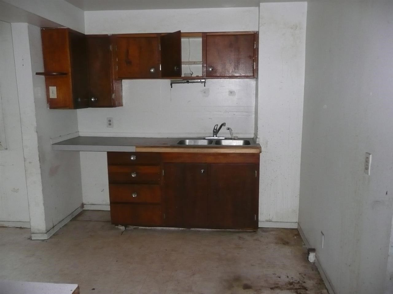 5604 N Perry St - Photo 3