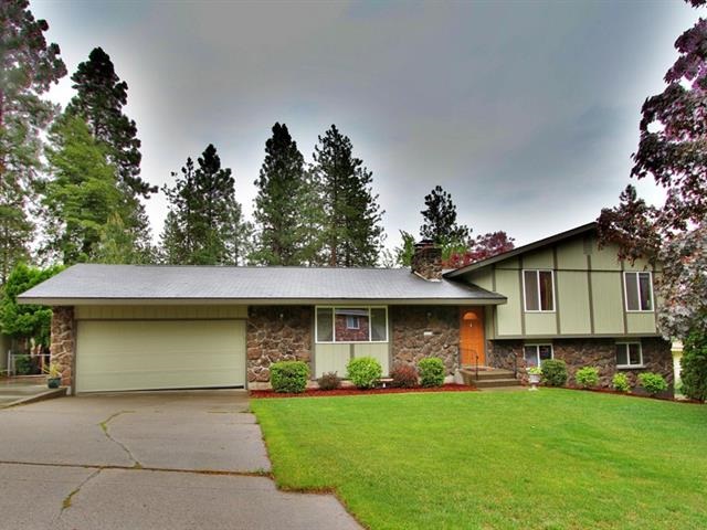 7018 N Elgin St - Photo 1
