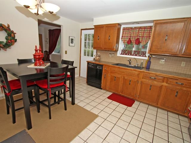 7018 N Elgin St - Photo 6