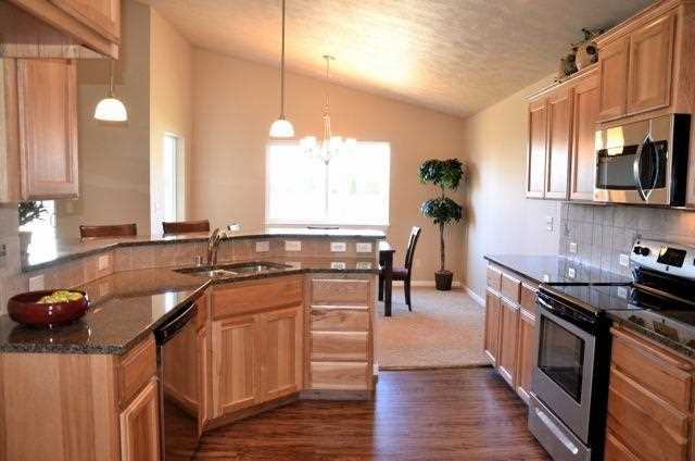 16425 E 10th - Photo 5