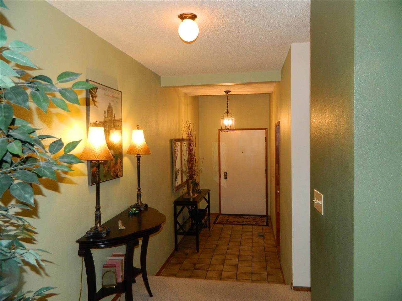 2006 E 30th Ave. - Photo 3