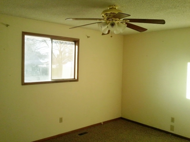 1027 E Columbia Ave - Photo 14