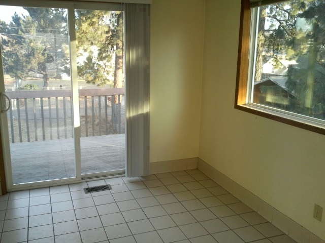 1027 E Columbia Ave - Photo 8