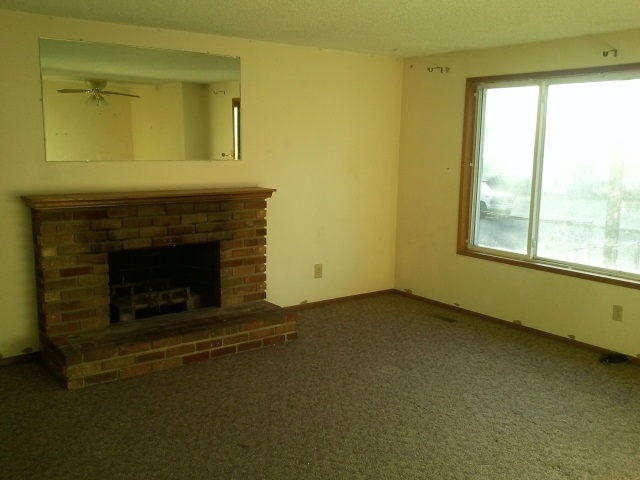 1027 E Columbia Ave - Photo 10