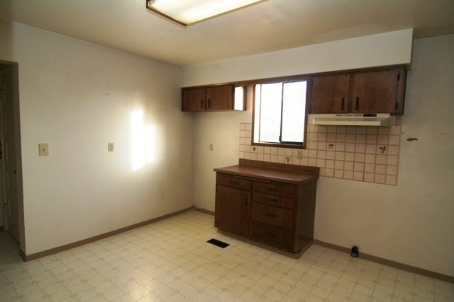 1208 E Augusta Ave - Photo 13